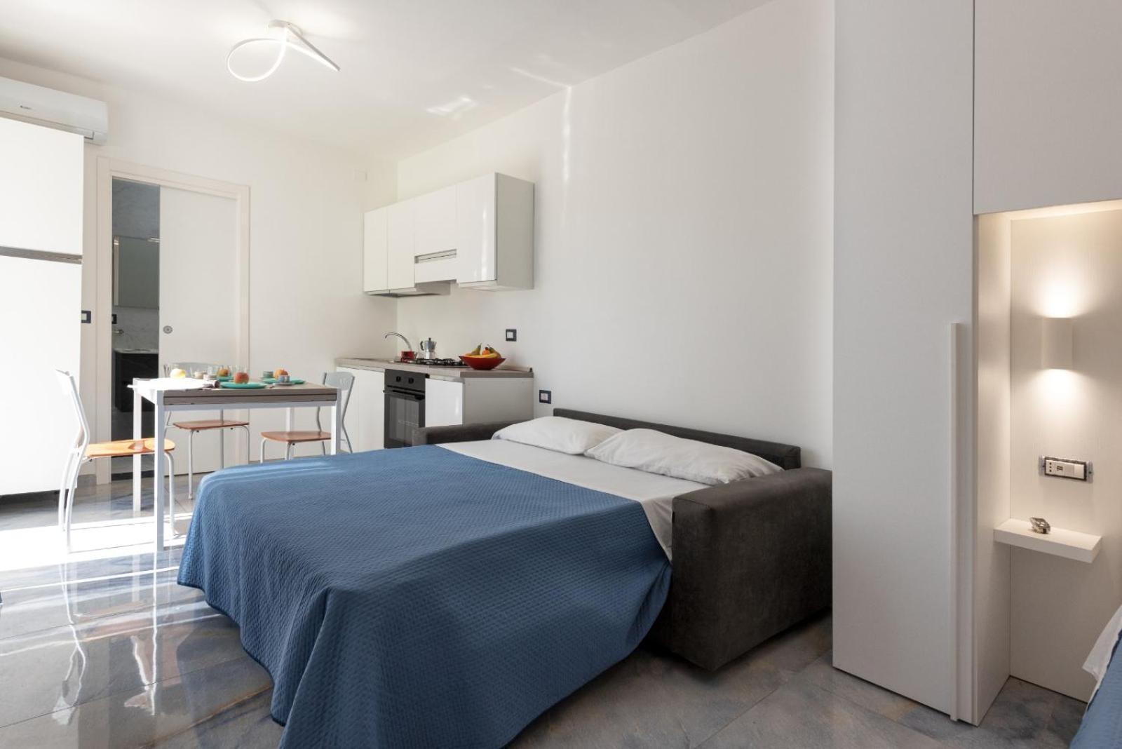Infinity Residence Con Parcheggio 切萨雷奥港 外观 照片